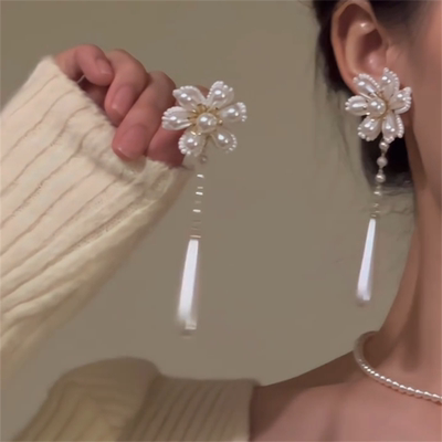 珍珠花朵水滴耳环轻奢高级感