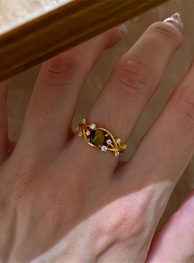 虎眼石镂空锆石戒指女