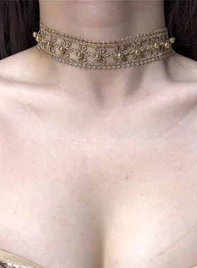 镂空花朵钉珠choker项圈女