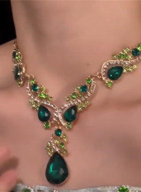 满钻祖母绿水滴锆石项链耳环套装