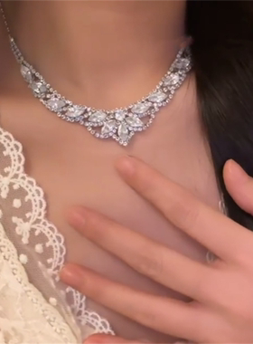 闪钻礼服项链耳环套装