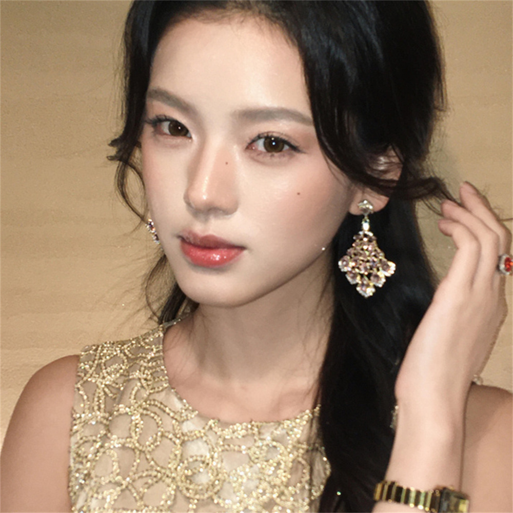 千金风菱形水滴镂空耳环