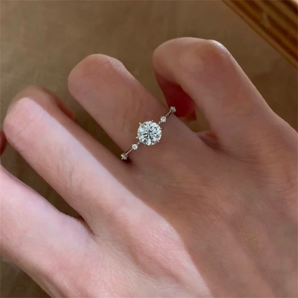 爆闪锆石戒指食指戒女款