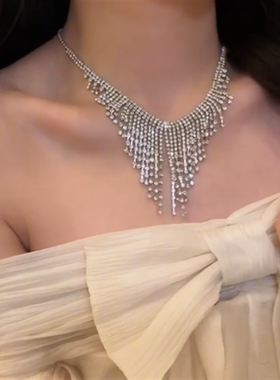 闪钻夸张气质流苏满钻项链女
