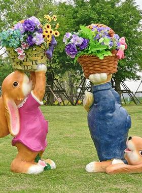 户外卡通兔子雕塑仿真动物花缸摆件幼儿园玻璃钢园林小品草坪装饰