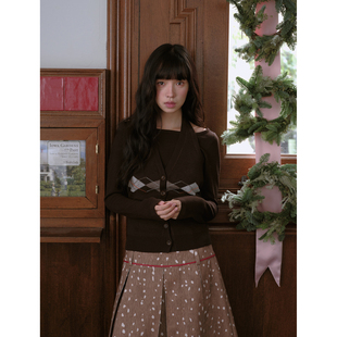 咖色复古菱形格针织开衫 新品 挂脖背心两件套 冬季 DKZ