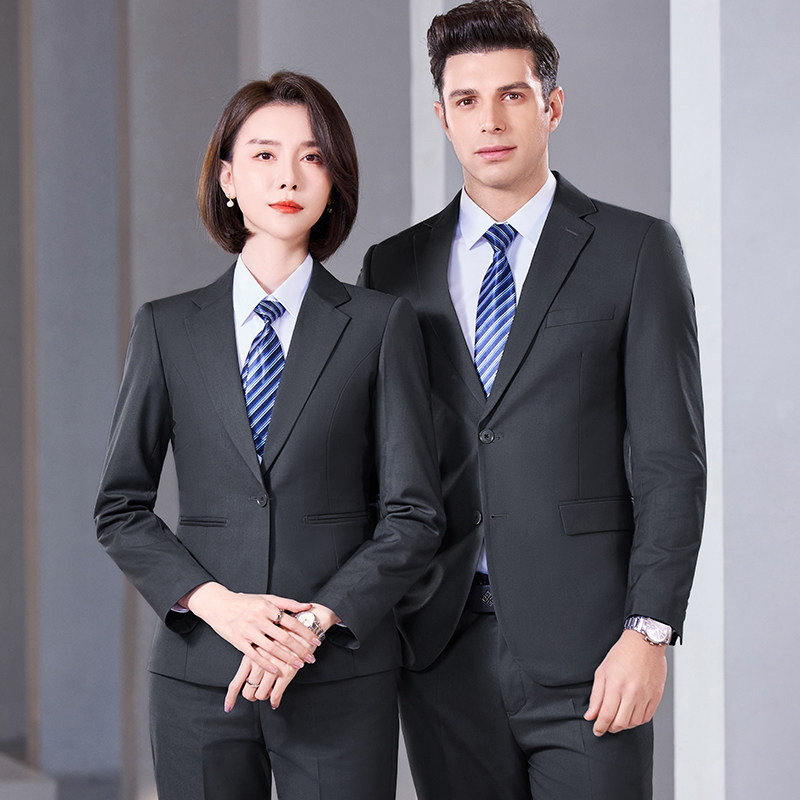 长城坦克4S店高端深灰西服套装