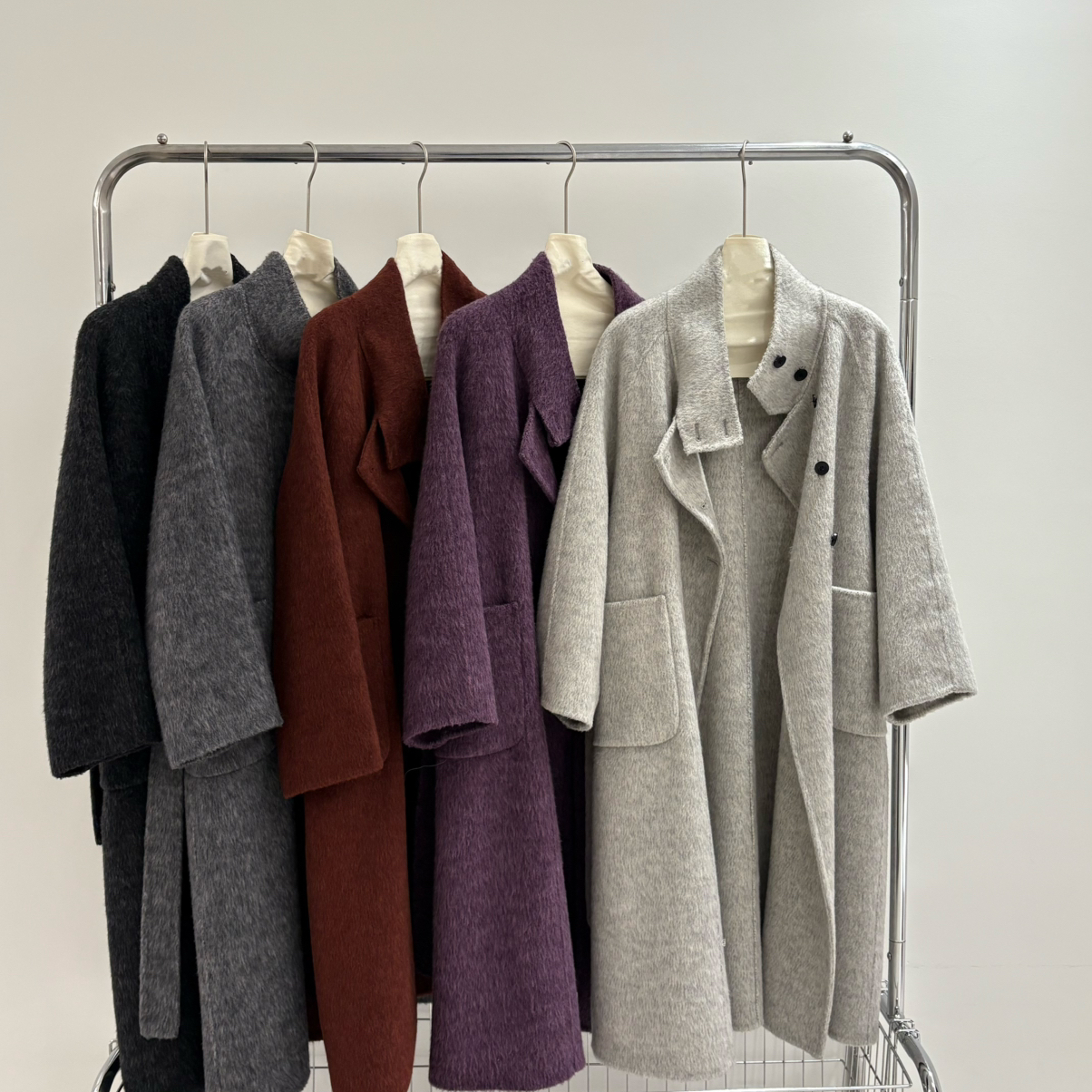 莓果设计计感气质立领长款羊毛外套(配腰带)（含90羊毛）OL377