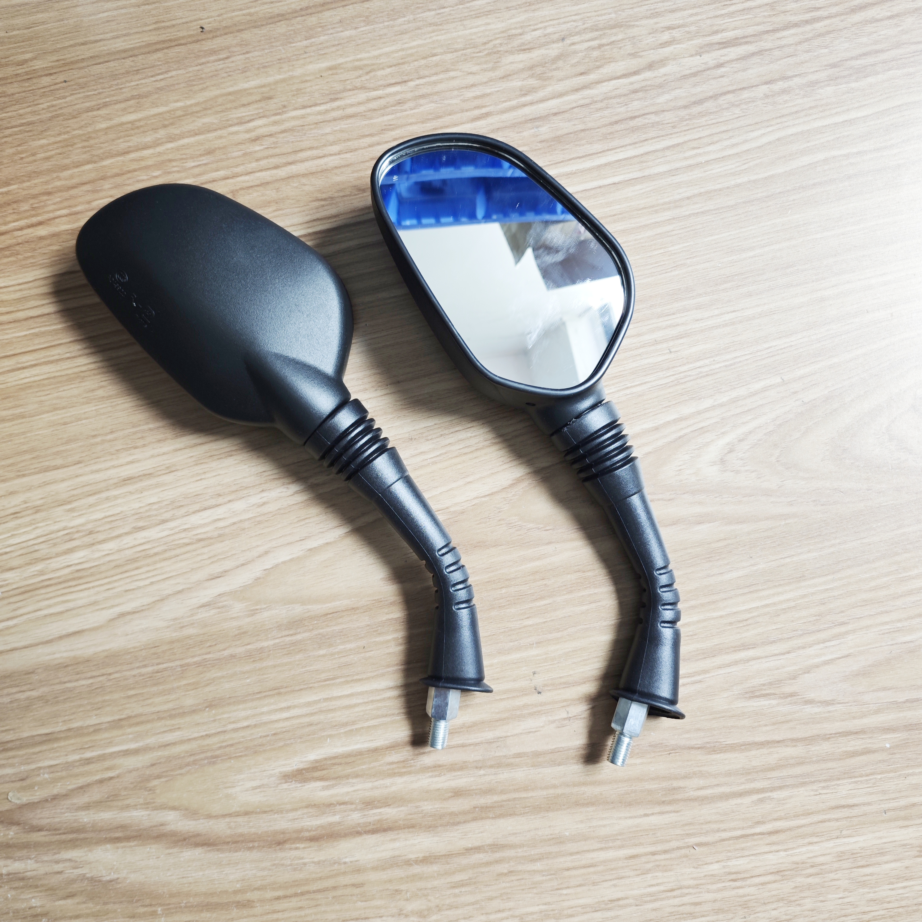 适用豪爵摩托车宇钻E反光镜HJ125T-10-10A-C-F-H后视镜配件