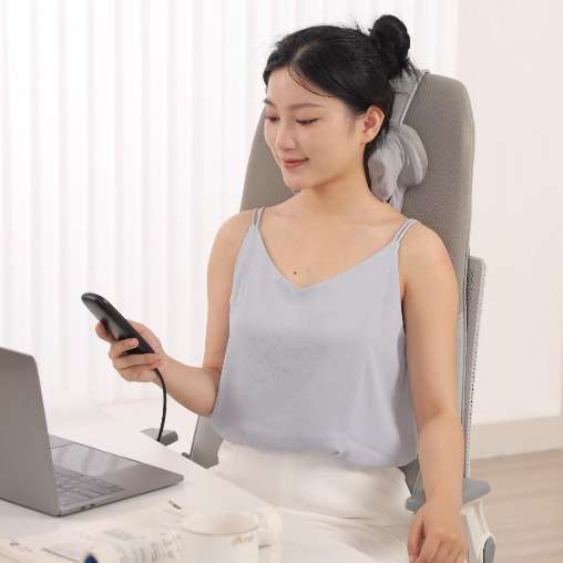 柔性多功能肩颈按摩器腰部背部臀部按摩靠垫颈部揉捏护腰按摩枕