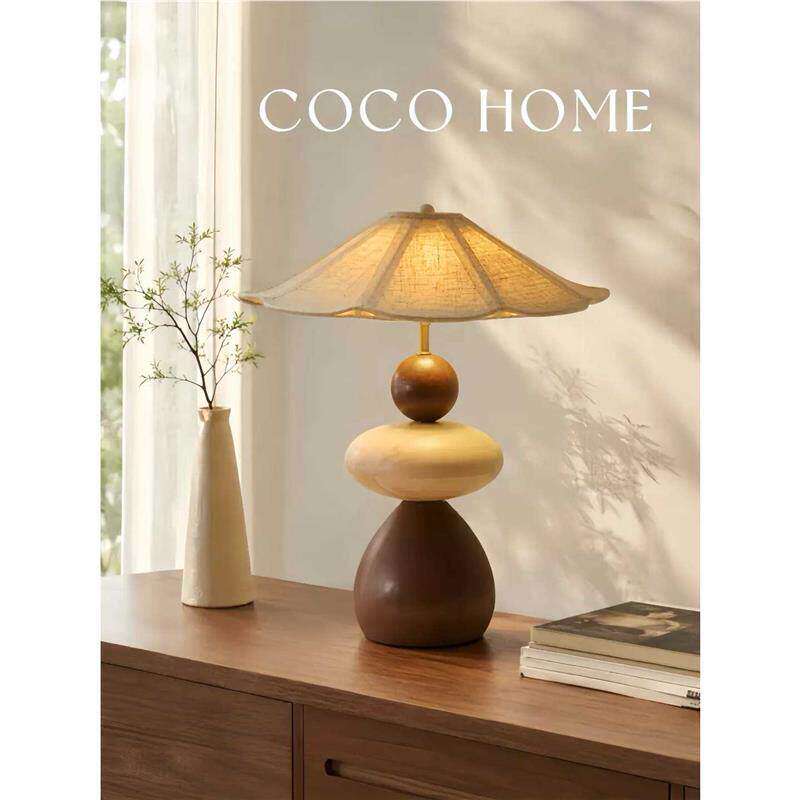 COCO 宋式美学布艺卧室灯中古风床头台灯2026新款客厅桌面氛围灯
