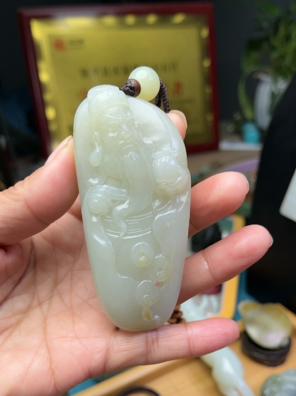 和田玉籽料关公手把件，肉质细腻,珠宝/钻石/翡翠,颈饰,淘宝优惠券,粉丝福利购,淘宝优惠卷