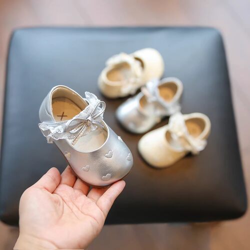 女童公主风小皮鞋洋气百搭单鞋