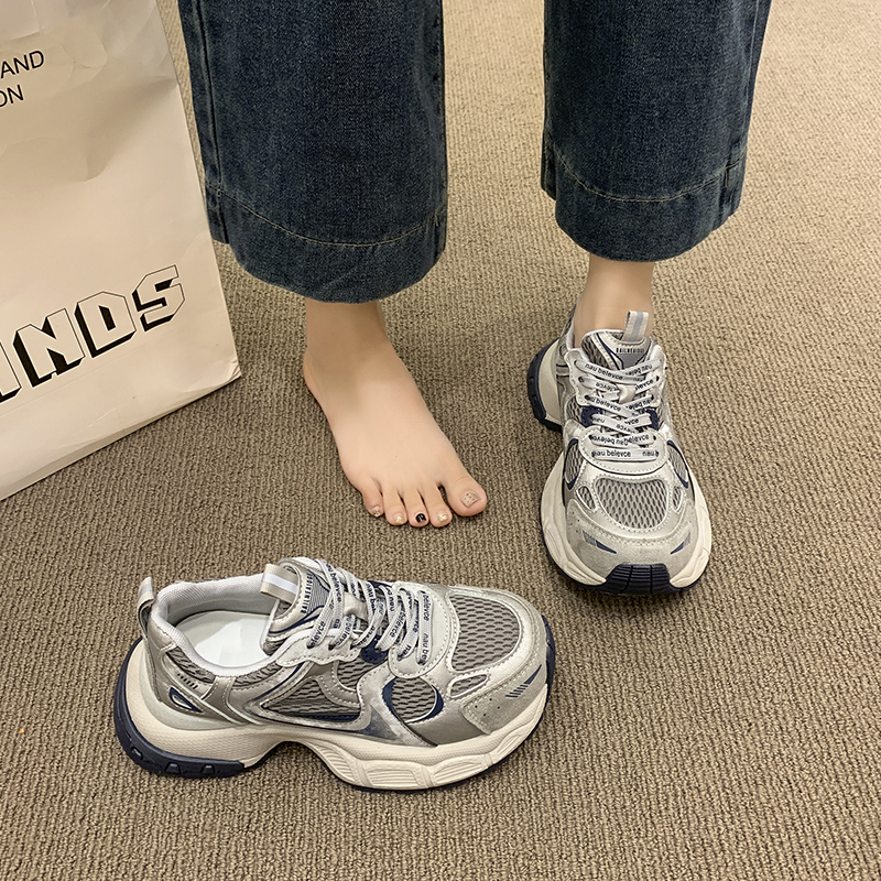 时尚超火软底轻便松糕网面老爹鞋