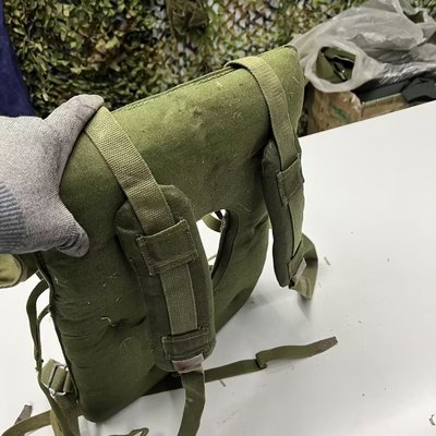 70年代60迫背具对越自卫还击携具