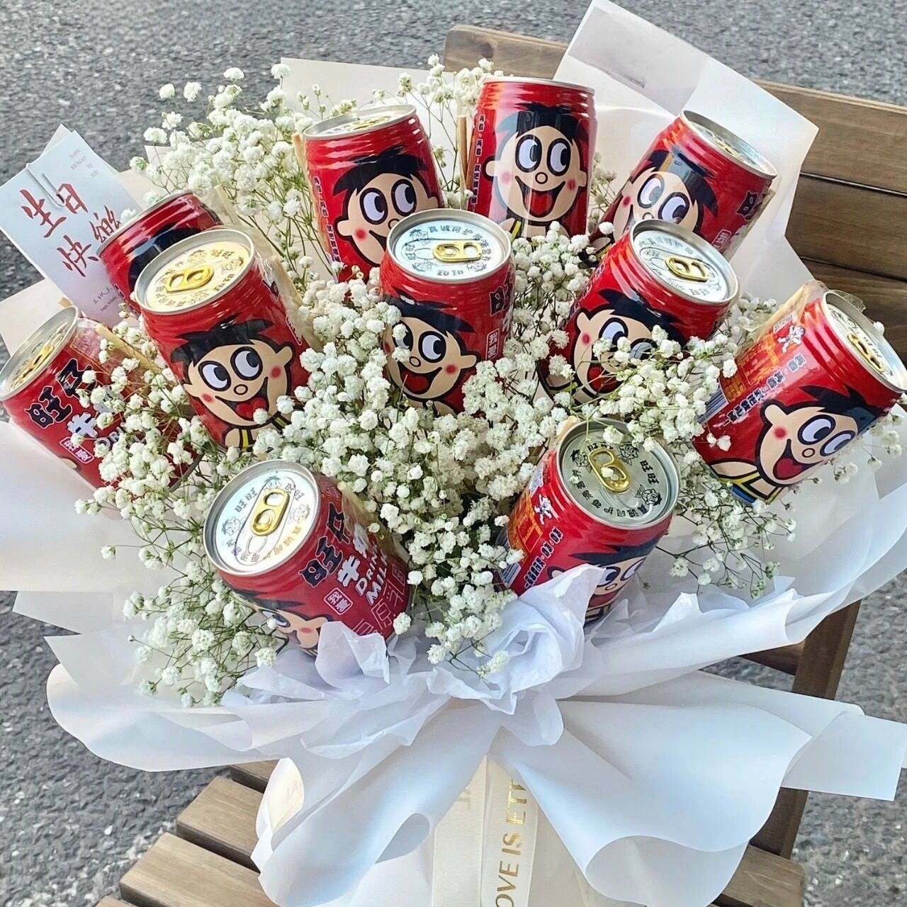 新品旺仔牛奶网红零食送女友生日广州杭州鲜花速递同城混搭花束全