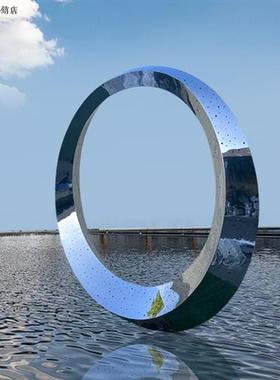 不锈钢镜面镂空发光月亮雕塑浪花圆环定制厂家酒店景观落地大摆件