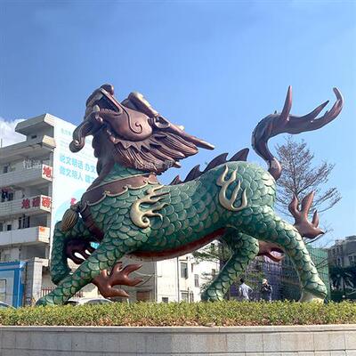 泡沫雕塑展会装置道具超大号化妆品瓶子模型大型卡通公仔落地摆件