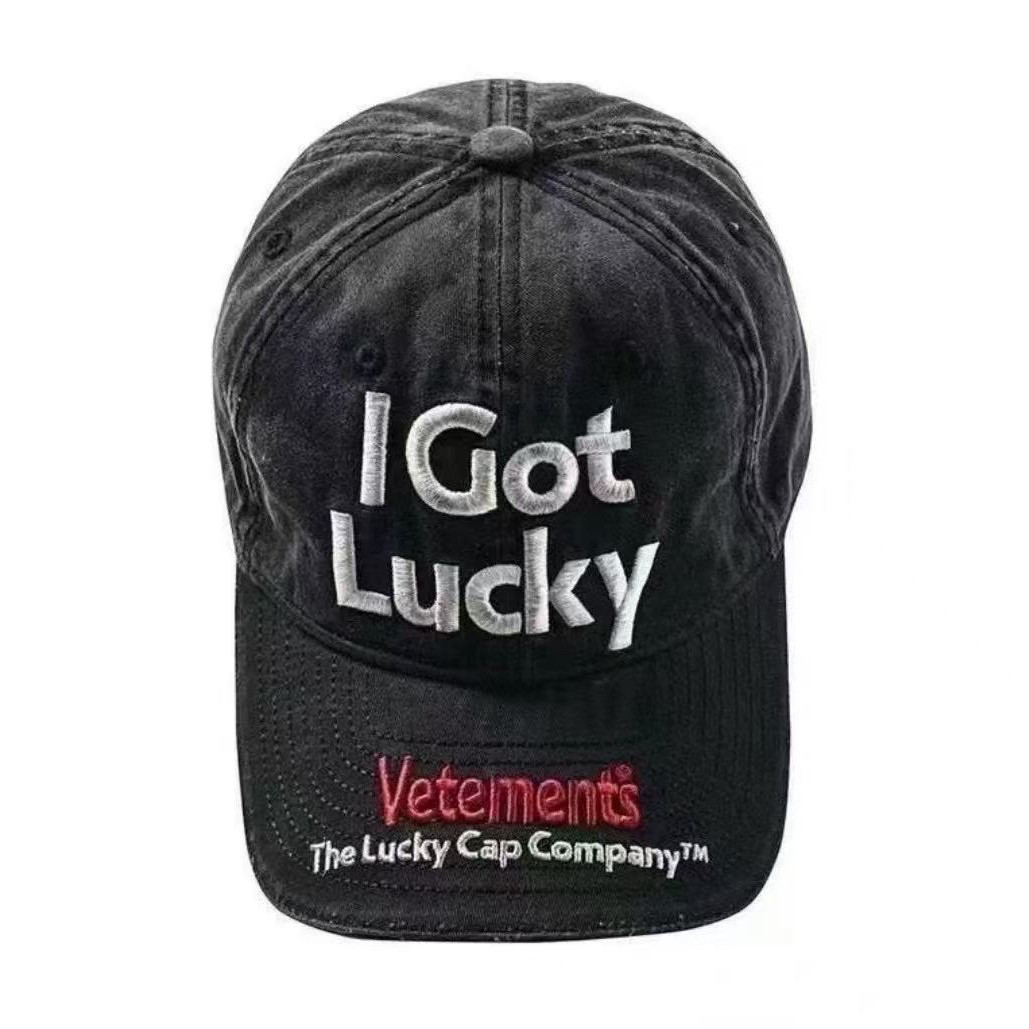 （福利大放松）vetements”i got lucky“水洗做旧刺绣鸭舌帽91yx
