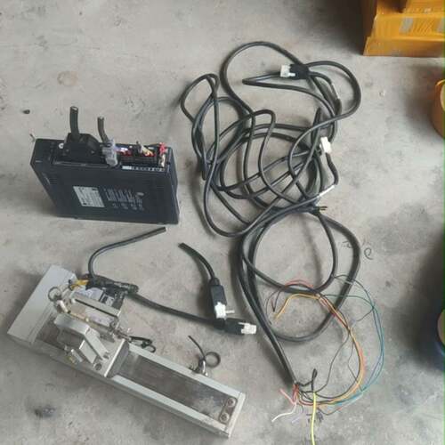 可维修100W，L7RS-100，ACM1S-，雷塞伺服电机驱动电机