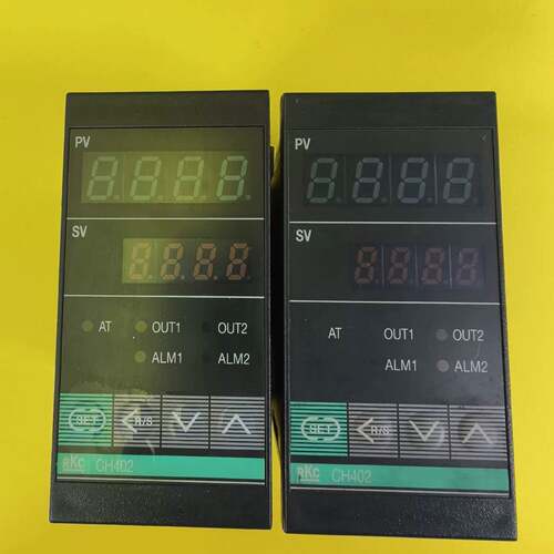 可维修RKCCH402 FK02-MGN-NN-Z，温控器