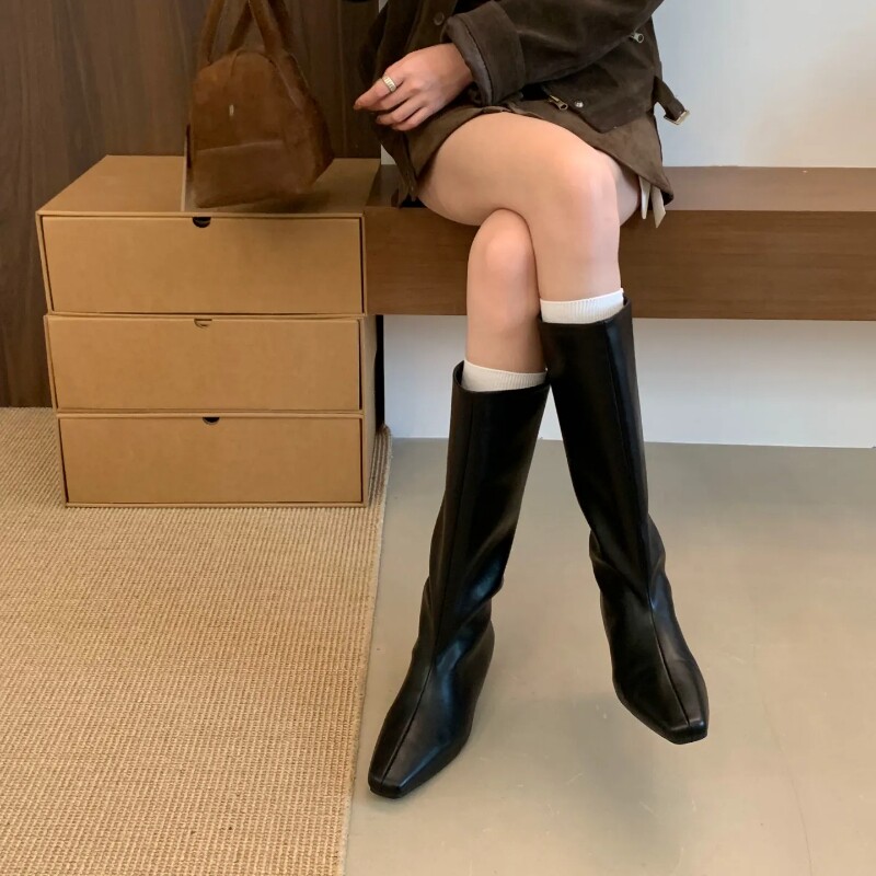2026新款春秋冬季长筒长靴子内增高方头黑色美拉德高筒骑士靴女鞋