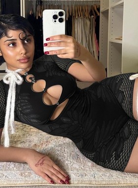 Sexy solid color tights with cutouts性感纯色修身镂空连体衣女