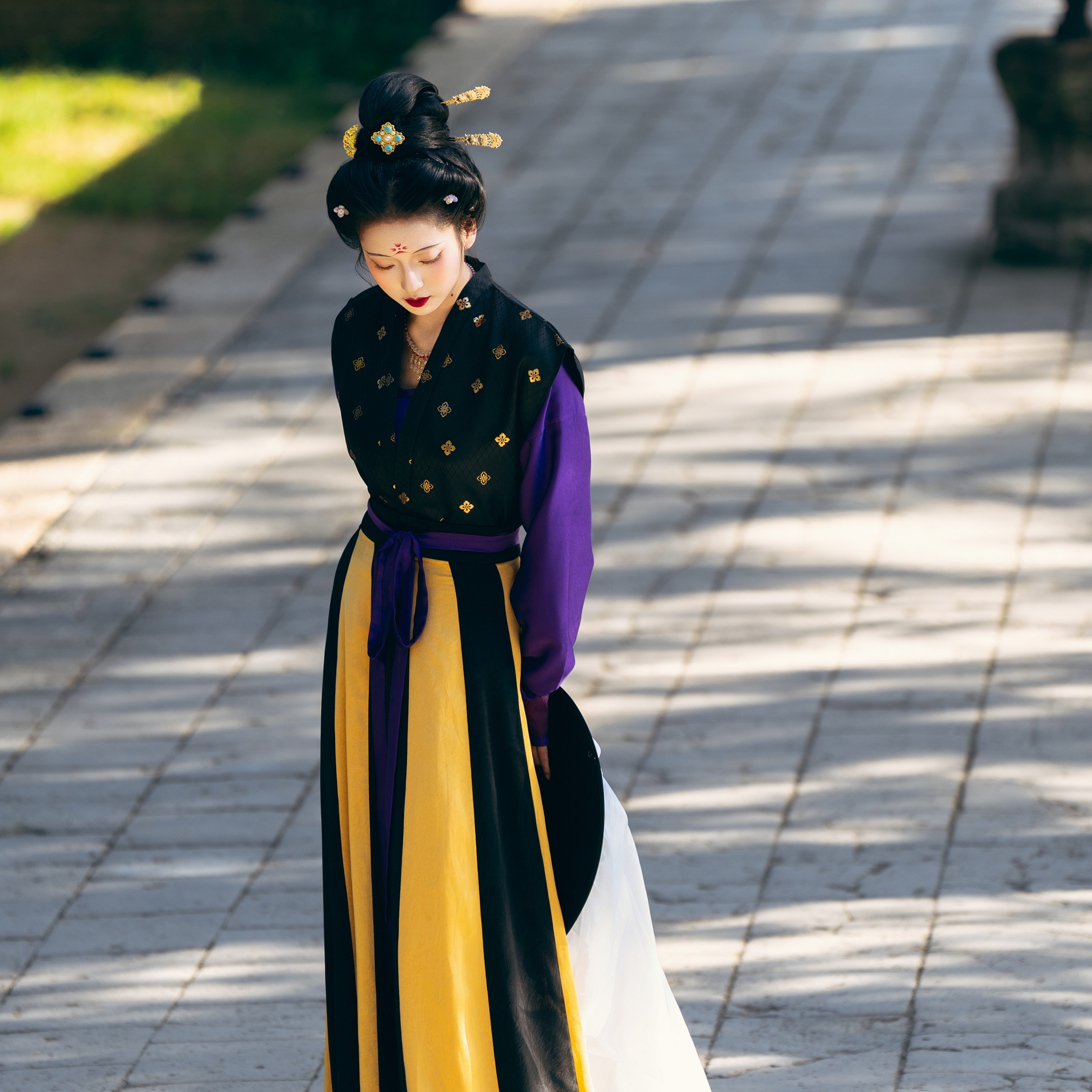【山海明光】【婆娑】唐制汉服垂领衫武周织金背子十八破间色裙