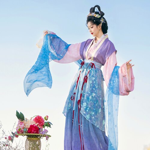 山海明光惊鸿宋制汉服仕女图套装