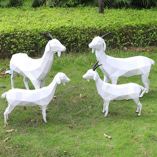 几何块面山羊雕塑摆件户外玻璃钢园林景观房产小区公园绿地装饰品