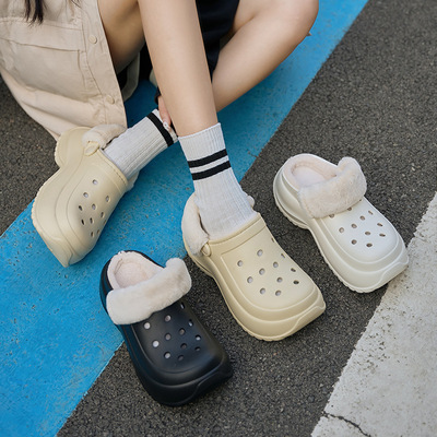 增高毛绒洞洞鞋女新款冬天外穿防滑保暖棉拖鞋厚底踩屎感加绒棉鞋