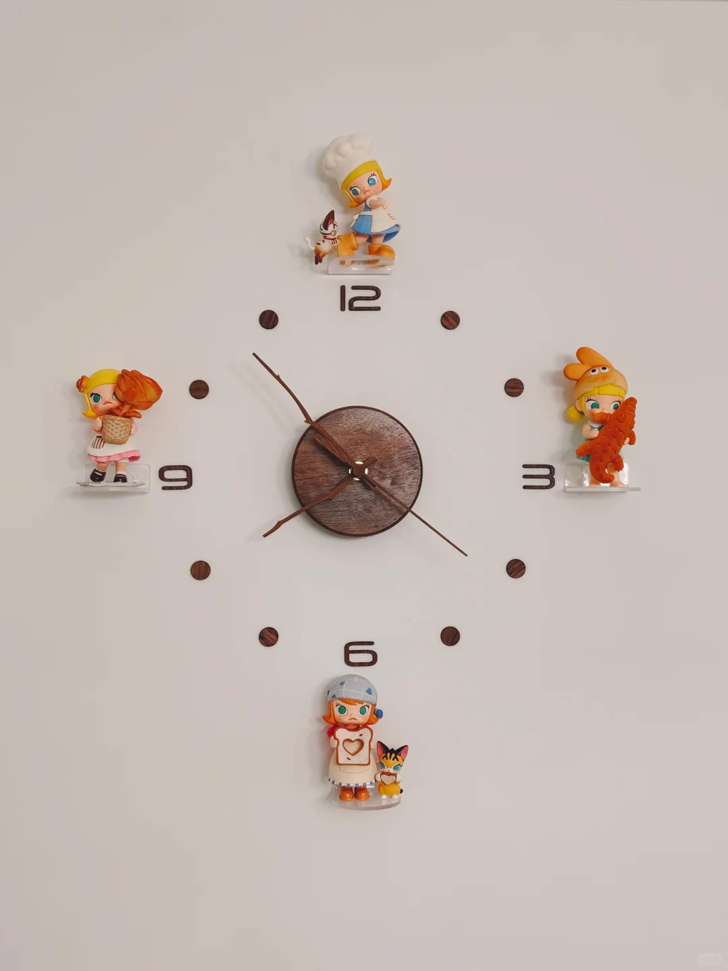 วอลนัทนาฬิกาดิจิตอลห้องนั่งเล่นที่เรียบง่ายผนังนาฬิกาไม้สร้างสรรค์ผนังกล่องตาบอดทำมือdiyนาฬิกาเงียบ