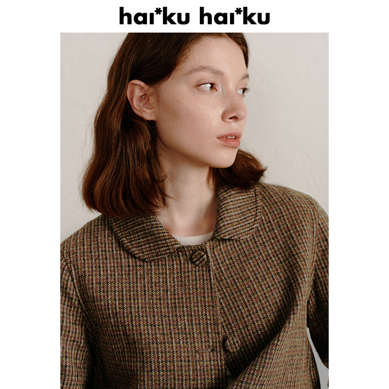 haiku【清仓3折 不退不换 】小翻领圆弧挖袋拼色精纺羊毛呢短外套