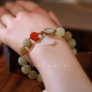 天然和田玉晴水手链女花朵配饰桶珠玉石串珠玛瑙珠子玉佛手镯手饰