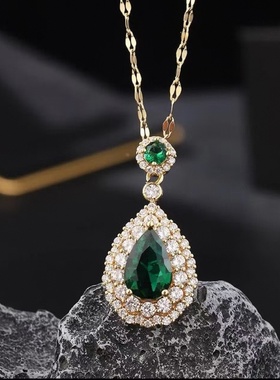 欧美祖母绿红锆水滴型吊坠项链女时尚气质高级感钛钢锁骨链