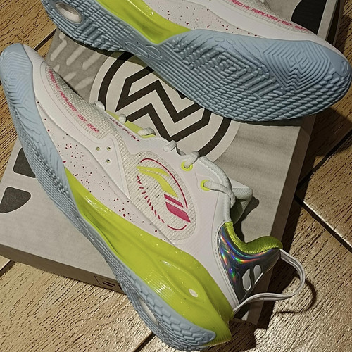 LiNing李宁 闪击11 双䨻后驱 男子高回弹稳定篮球专业鞋 不涂码