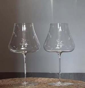 高颜值杯子 巴罗洛Barolo超轻薄手工水晶杯感官杯勃艮第杯水晶杯