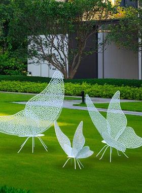 户外不锈钢铁艺镂空蝴蝶雕塑小区售楼处草坪园林动物落地摆件美陈