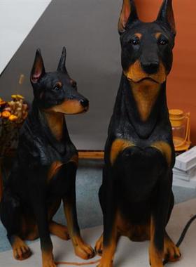 原创客厅狗摆件仿真杜宾犬模型玻璃钢动物雕塑电视柜落地装饰大号