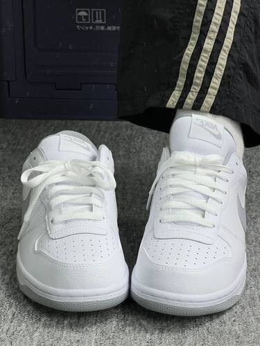 Nike Big Low Lux 板鞋 透气耐磨轻便复古