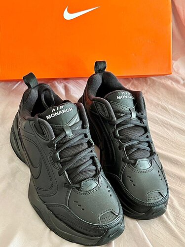 Nike Air Monarch IV 缓震透气 轻便 时尚复古 防水 老爹鞋