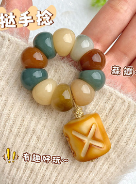 工厂价蒜瓣大肠菩提根手捻女绕指柔指尖盘玩白玉菩提子手串