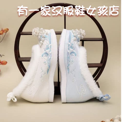 加绒汉服鞋绣花棉鞋内增高布鞋女
