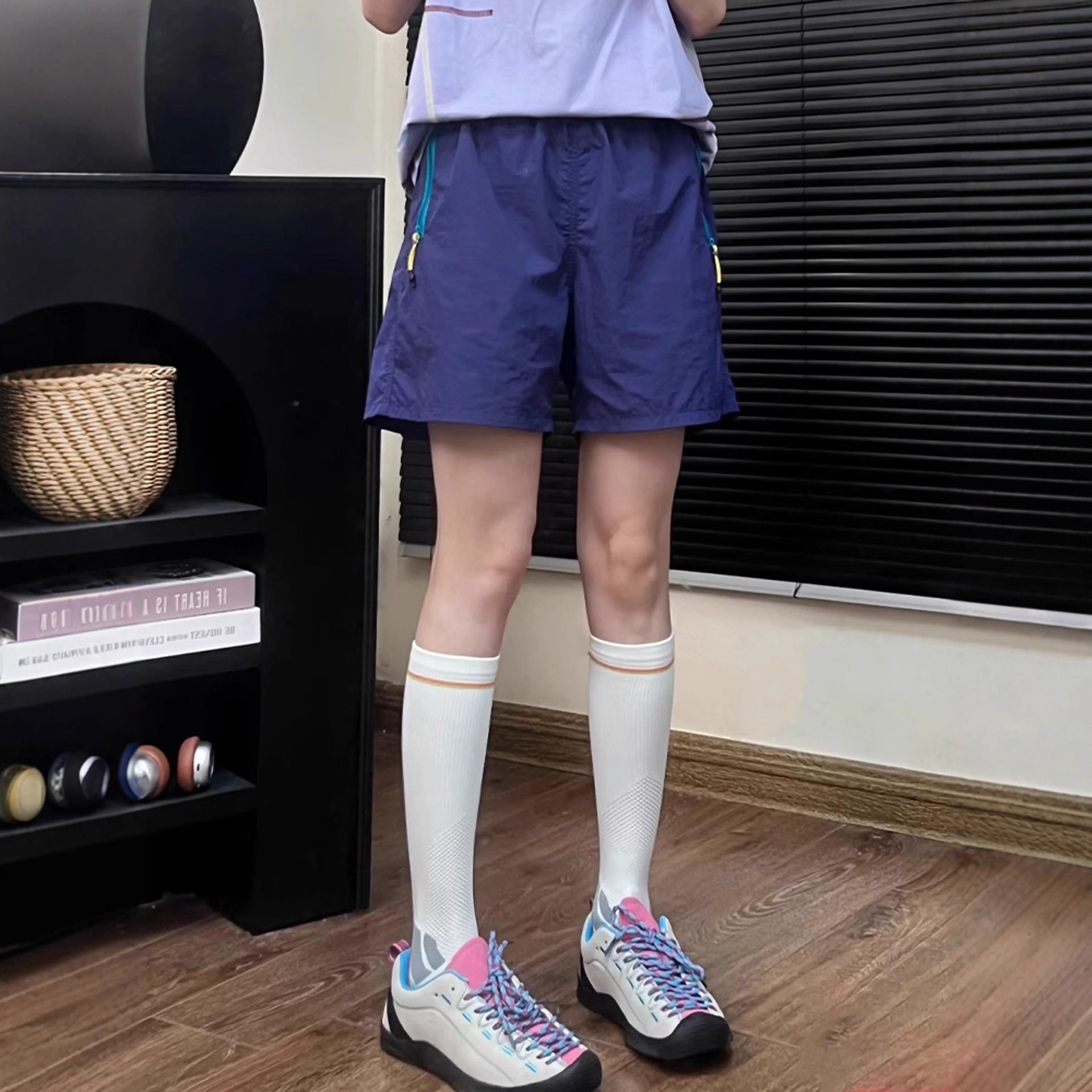 紫色速干短裤女款夏薄款户外山系多巴胺裤子透气情侣羽毛球运动裤