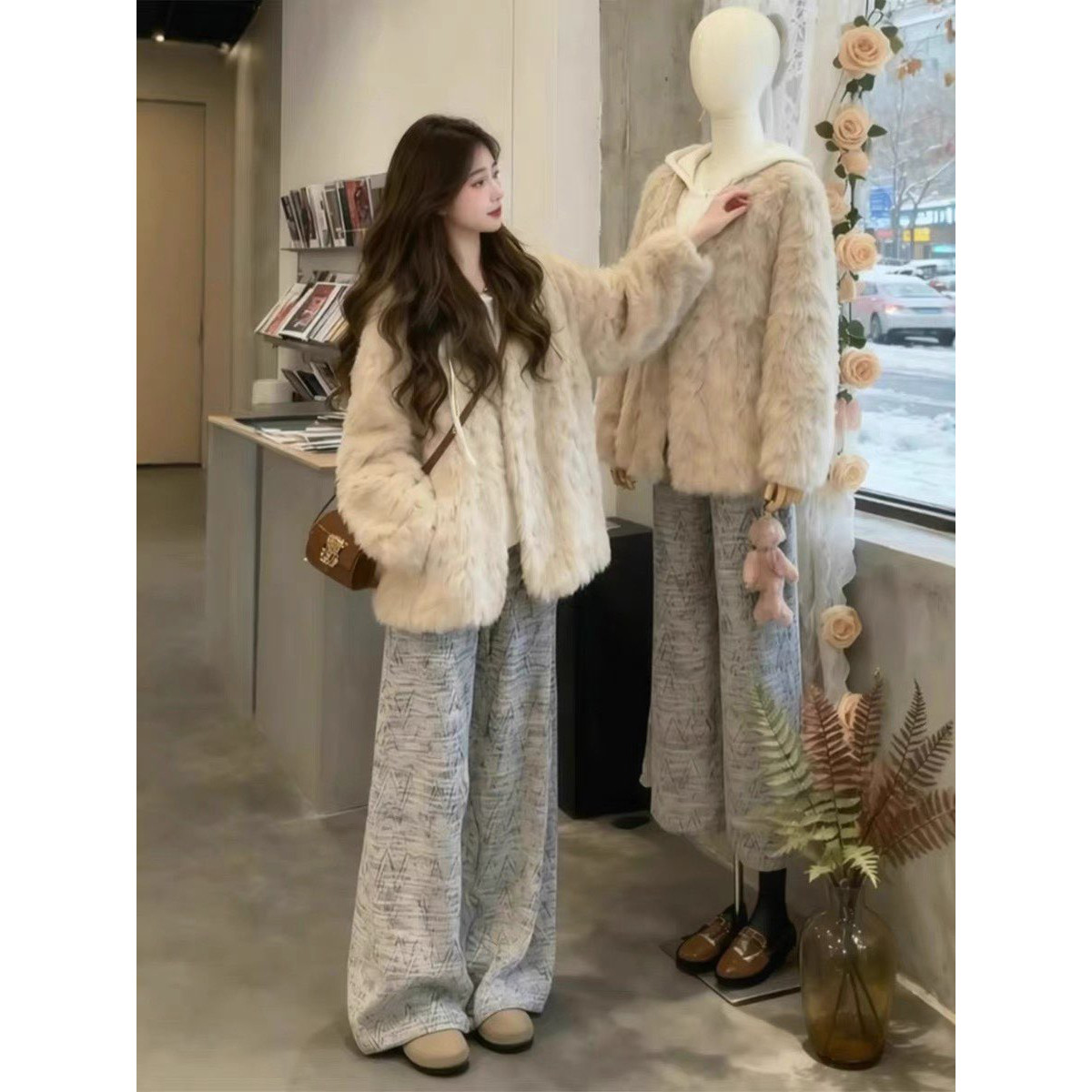 小香风保暖毛绒外套阔腿裤松弛感慵懒风休闲巨好看的两件套冬装女
