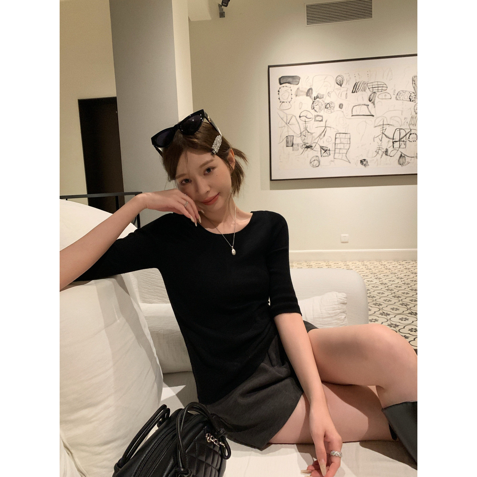 黑色针织衫女秋季新款圆领修身中袖显瘦气质内搭打底衫上衣