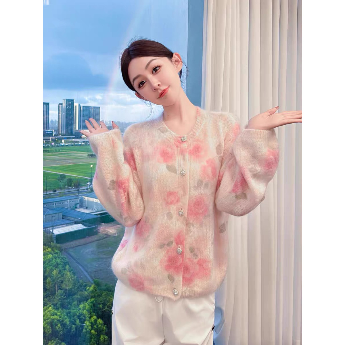 法式浪漫粉色印花海马毛毛衣女2025秋季新款慵懒风软糯圆领开衫潮