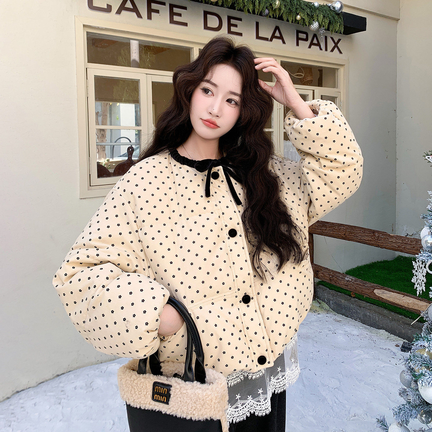 灯芯绒波点羽绒服女2026年冬新款小个子短款休闲90白鸭绒加厚外套