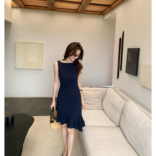 龍喜儿 醋酸连衣裙女无袖船领设计感收腰百搭气质鱼尾裙Z014