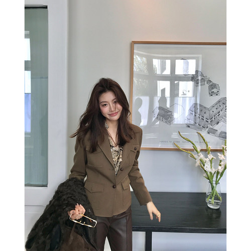 时尚通勤设计感西装外套女